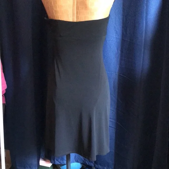 Last chance! Strapless black dress- White House Black Market brand Ladies size 0 - Picture 6 of 11